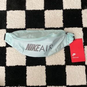 Nike Air fanny pack